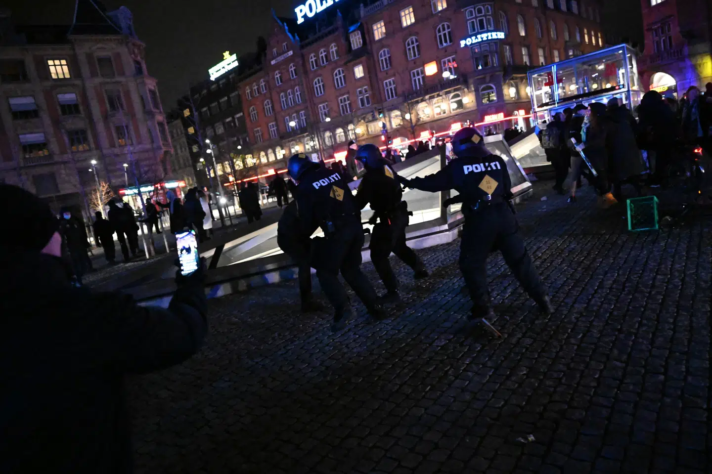 Der blev lørdag aften demonstreret på Rådhuspladsen i København. Philip Davali/Ritzau Scanpix