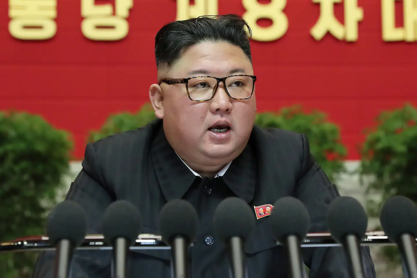 Det er op til den amerikanske præsident at forbedre relationerne mellem USA og Nordkorea, mener Kim Jong-un, der i en tale på Arbejderpartiets kongres betegner USA som landets største fjende.