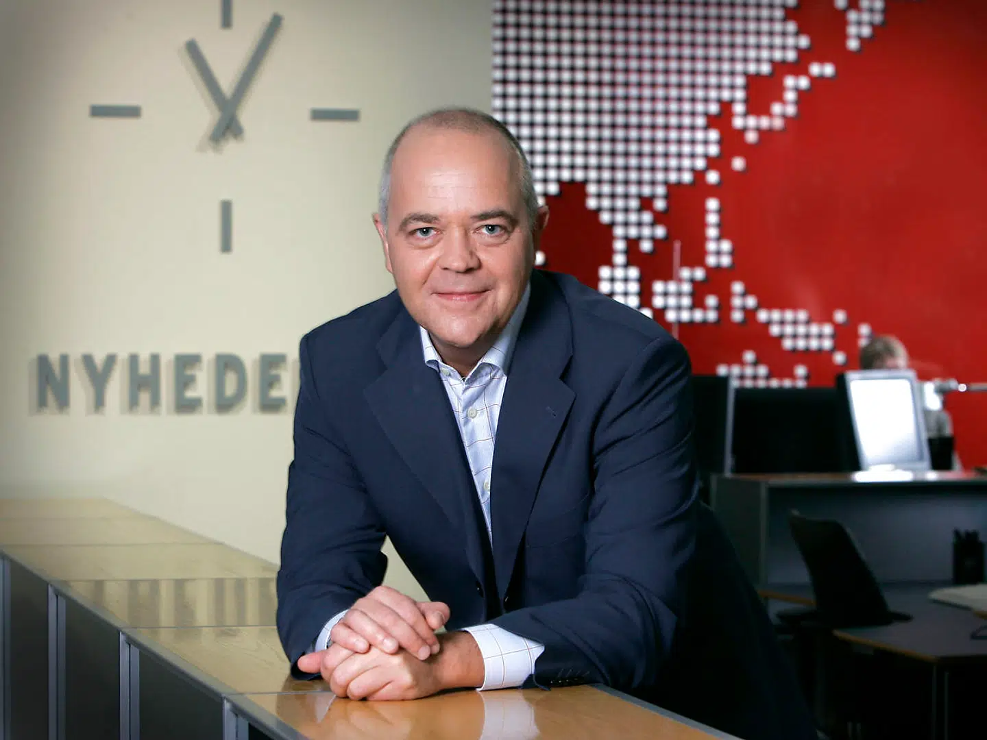 Mange har kaldt ham Mr. News, og Jes Dorph-Petersen har da også adskillige gange vundet prisen som bedste mandlige tv-vært.