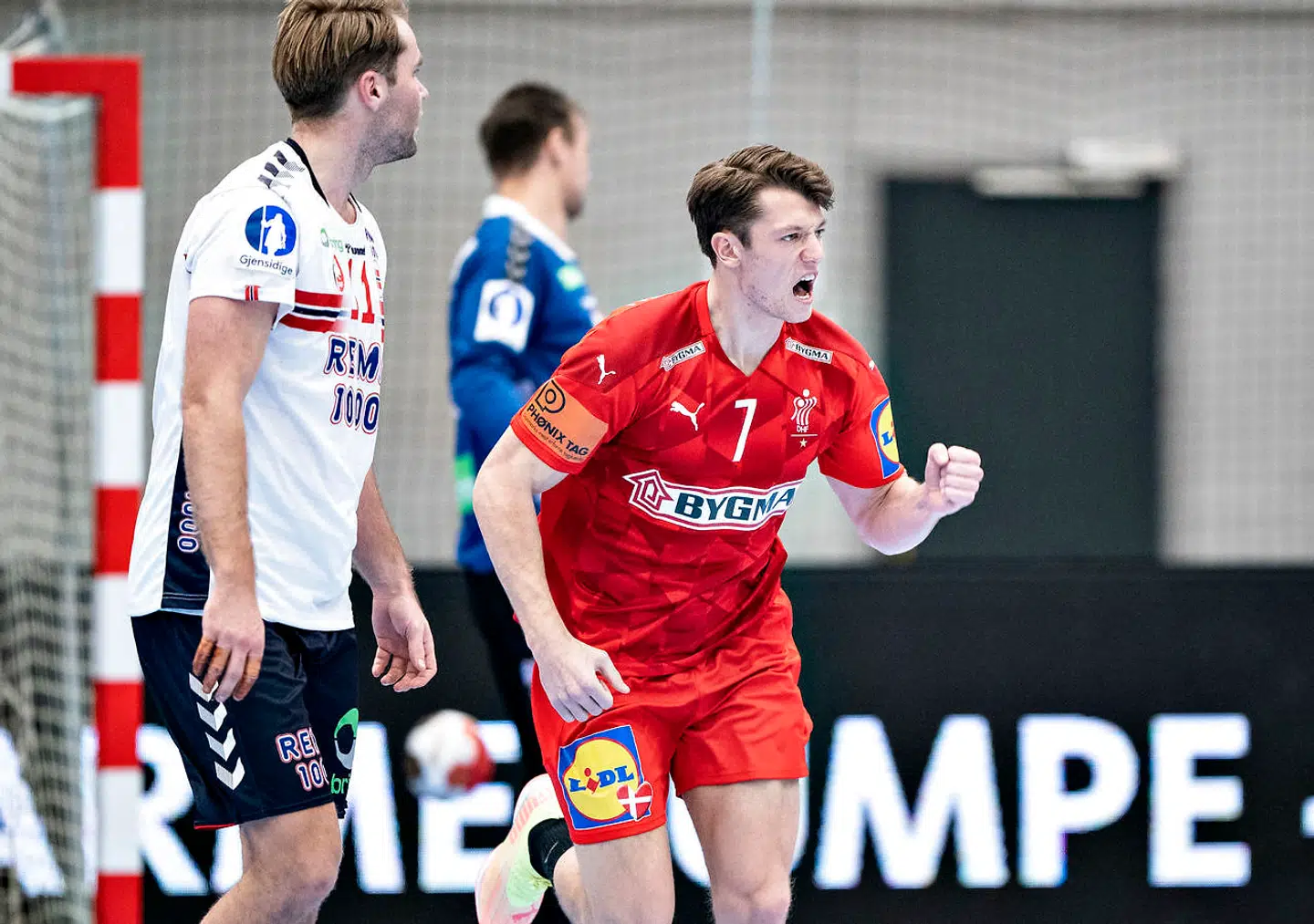 Danmarks Emil Jakobsen i Bygma Cup landsholdskampen i herrehåndbold mellem Danmark og Norge i Sydbank Arena i Kolding, torsdag den 7. januar 2021.