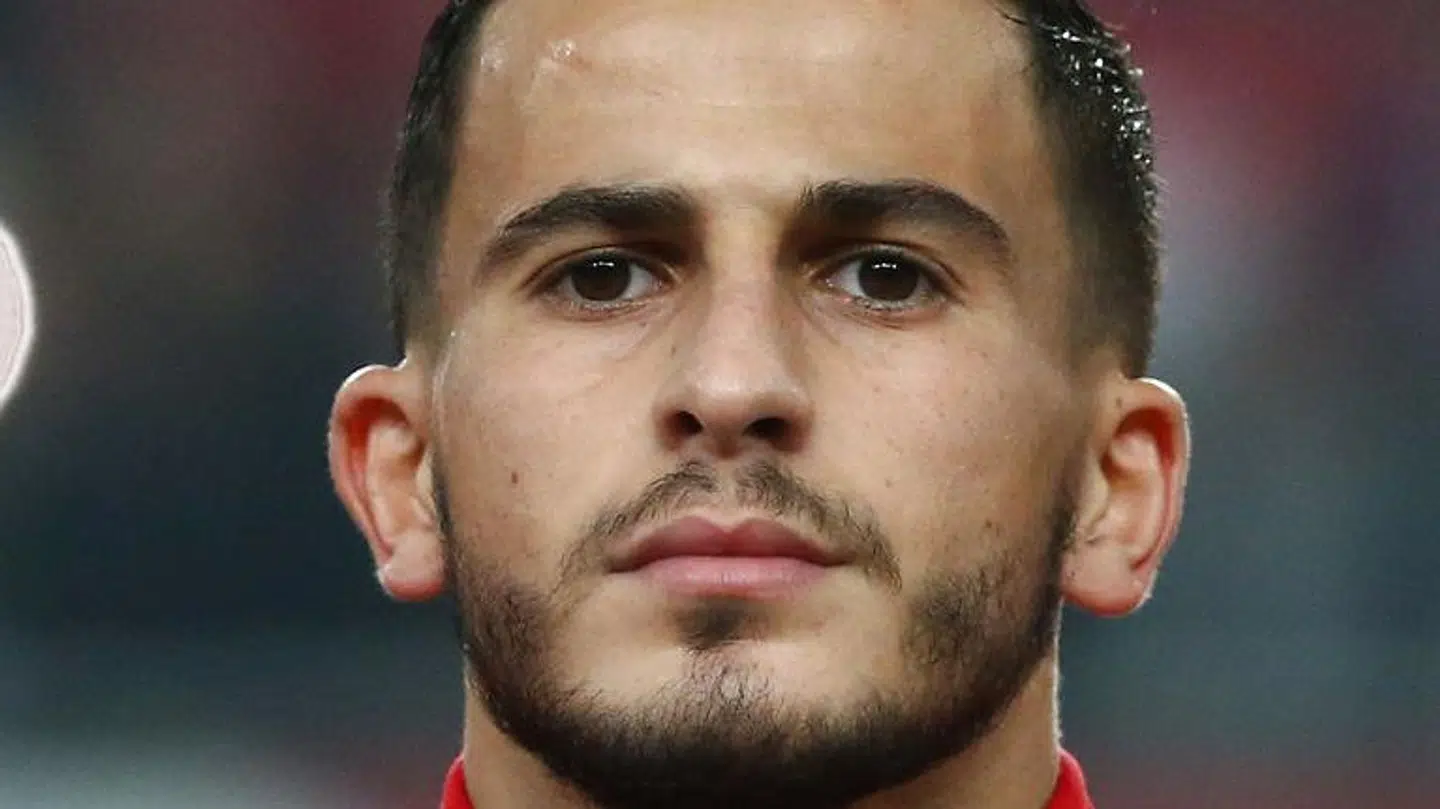 Omar Elabdellaouis øjne har taget skade efter ulykken, men det vides ikke, præcist hvor slemt det står til.