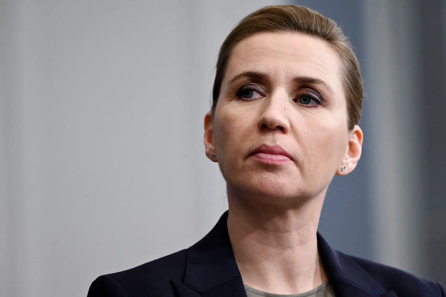 Statsminister Mette Frederiksen (S), da statsministeren, sammen med sundheds- og ældreministeren, beskæftigelsesministeren, Statens Serum Institut, Rigspolitiet og Sundhedsstyrelsen, holder pressemøde om covid-19 i Danmark, i Spejlsalen i Statsministeriet i København tirsdag den 29. december 2020.. (Foto: Philip Davali/Ritzau Scanpix)
