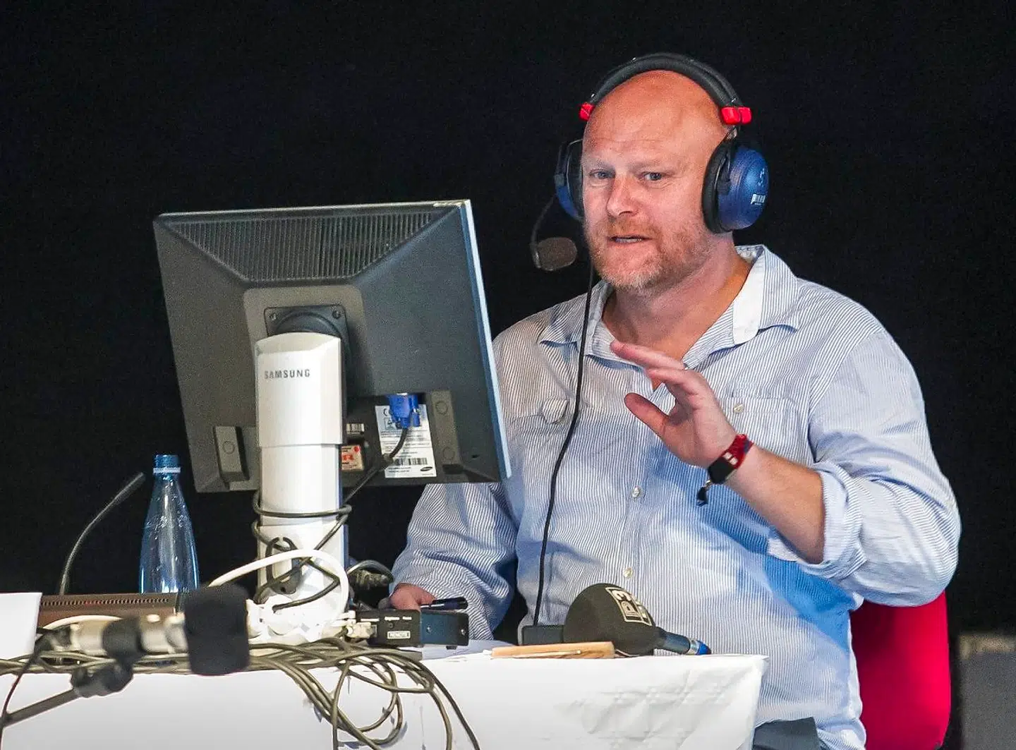 'Mads og Monopolet' har indtaget Smukfest. 'Monopolet' er Sara Bro, Stéphanie Surrugue og Simon Jul.