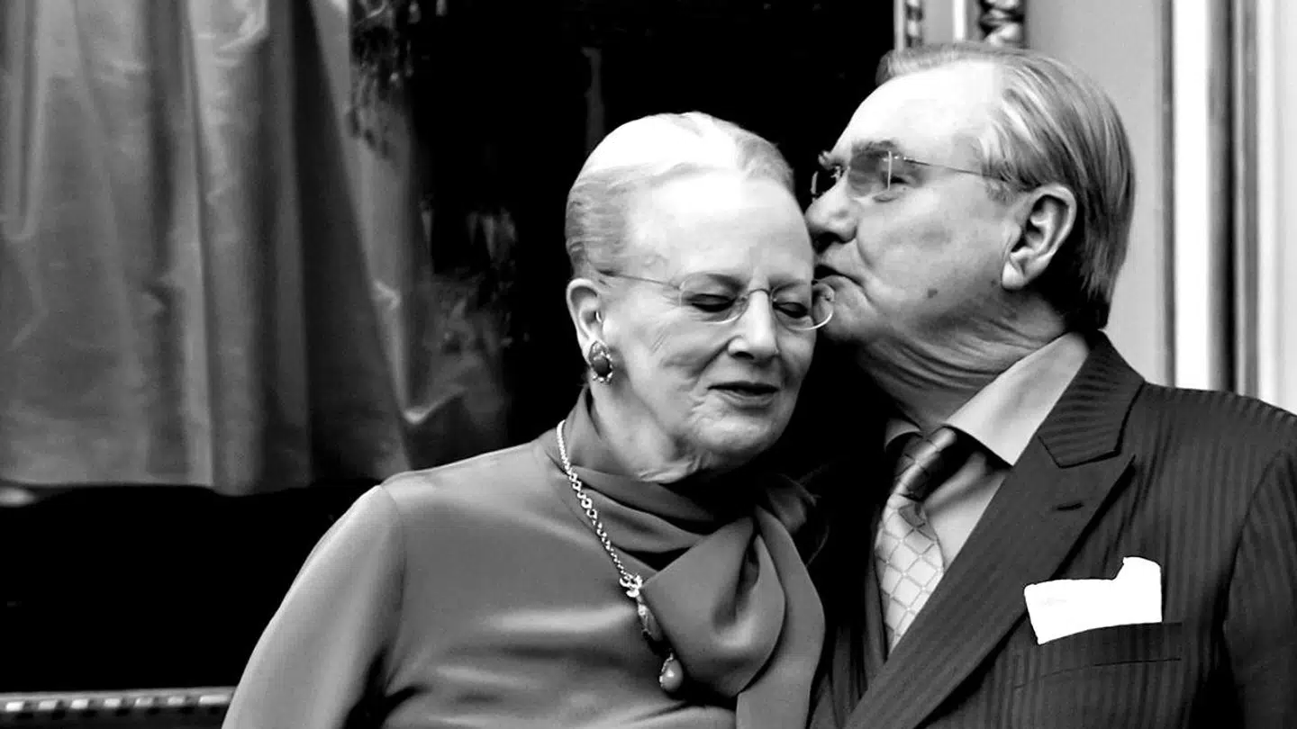 Prins Henrik sluttede delvis fred med sin rolle som Dronningens mand på sine ældre dage.