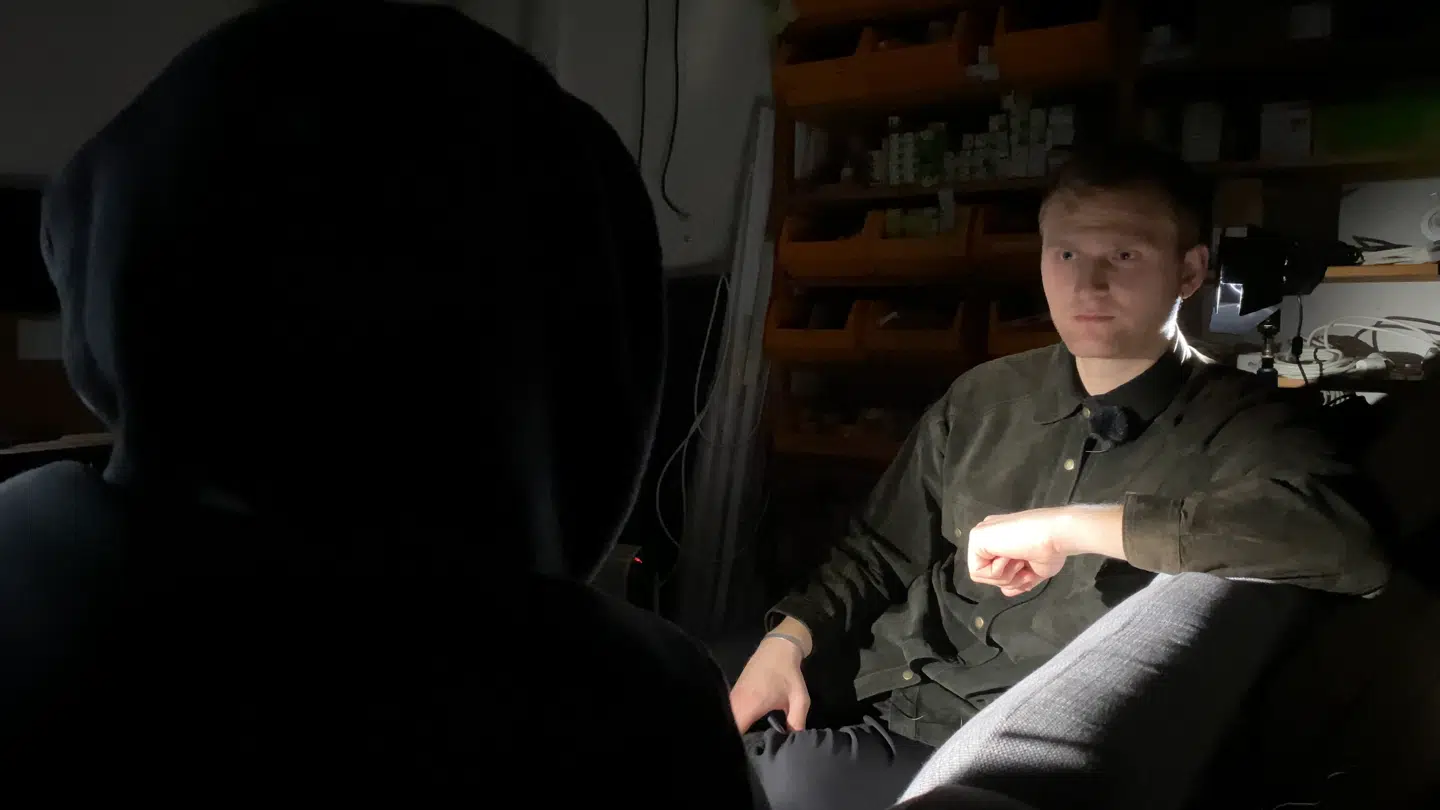 På den ene side er lånemarkedet ren forretning for Jonas, men på den anden side bekymrer udviklingen ham.