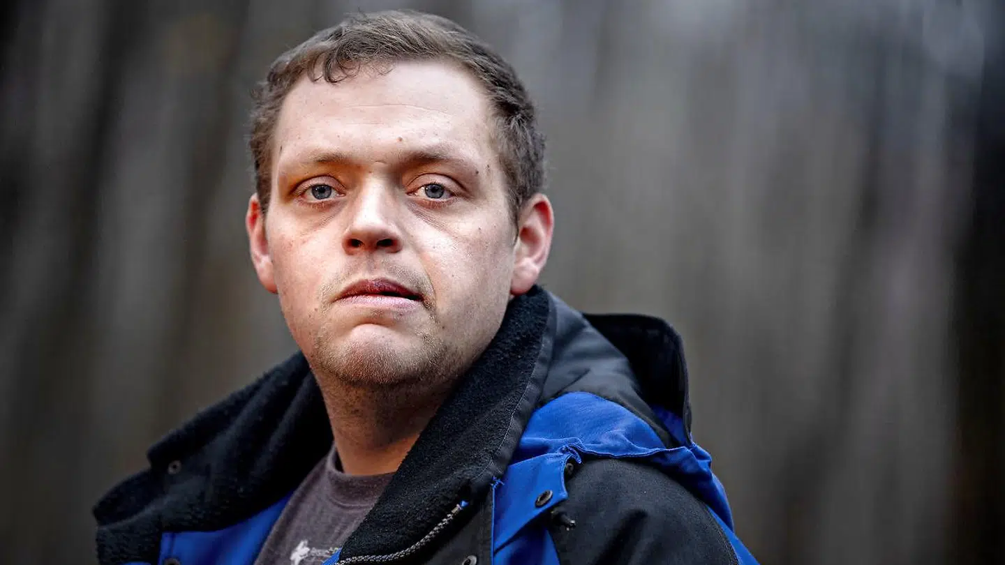 For Patrick var et lån fra en fremmed i en lånegruppe på Facebook den eneste løsning. Han kan ikke låne andre steder, fordi han er i RKI, men han skulle aldrig have lånt flere penge. Det gik galt, og nu vokser gælden.