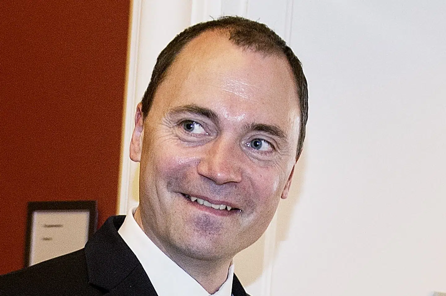 Venstre-manden Tommy Ahlers, der tidligere var investor i DR-programmet Løvens hule, har fået dj'en og radioværten Le Gammeltoft ind i sin egen private hule. (Arkivfoto) Liselotte Sabroe/Ritzau Scanpix