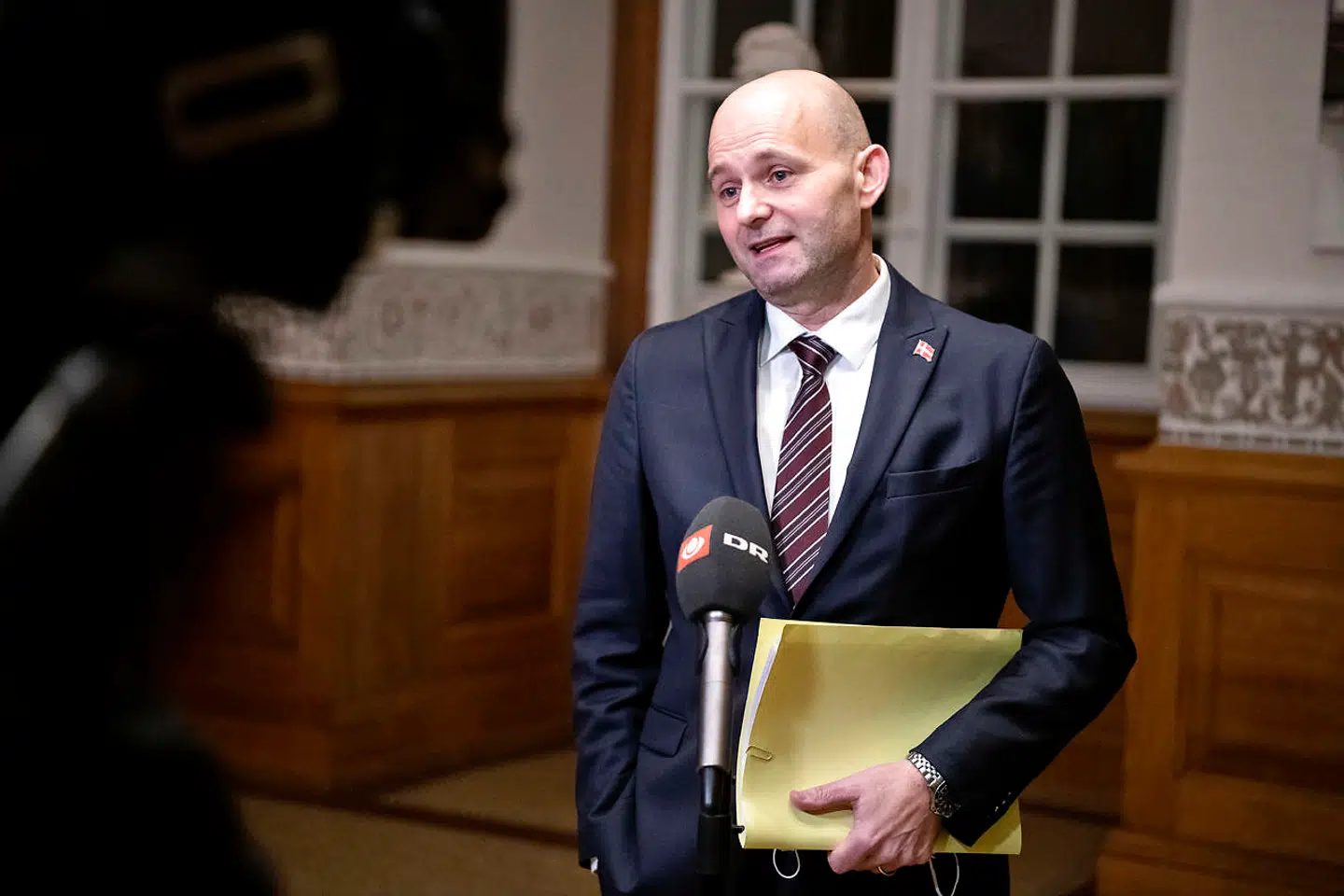 2020: Søren Pape Poulsen kalder aftalen om et politiforlig for 'en tidlig julegave'. Aftalen bliver præsenteret foran Landstingssalen på Christiansborg tirsdag 15. december 2020. (Foto: Nils Meilvang/Ritzau Scanpix)