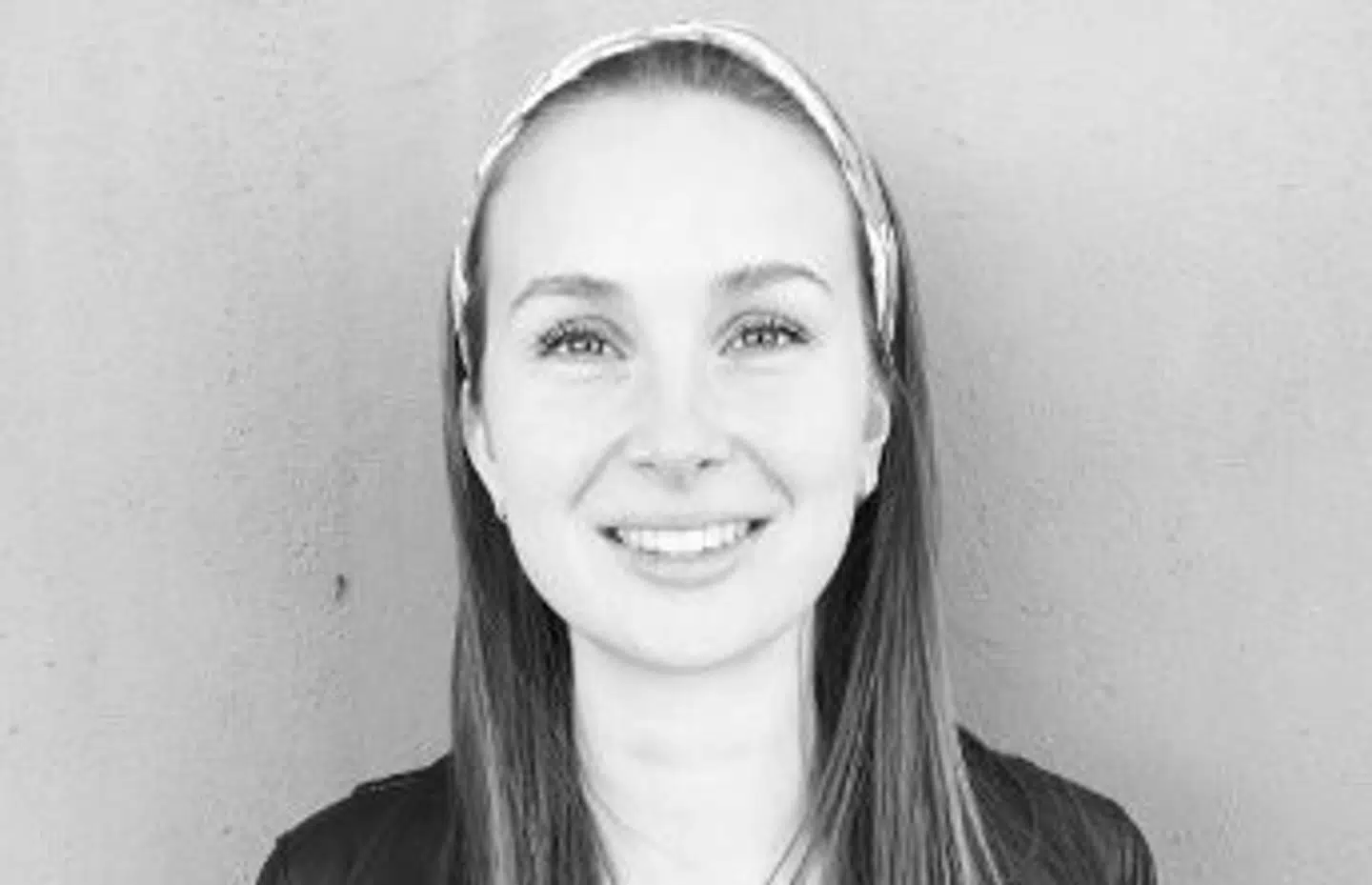 29-årige Sara Nestén er et eksempel på, at flere kvinder er begyndt at kigge nysgerrigt på aktiemarkederne.