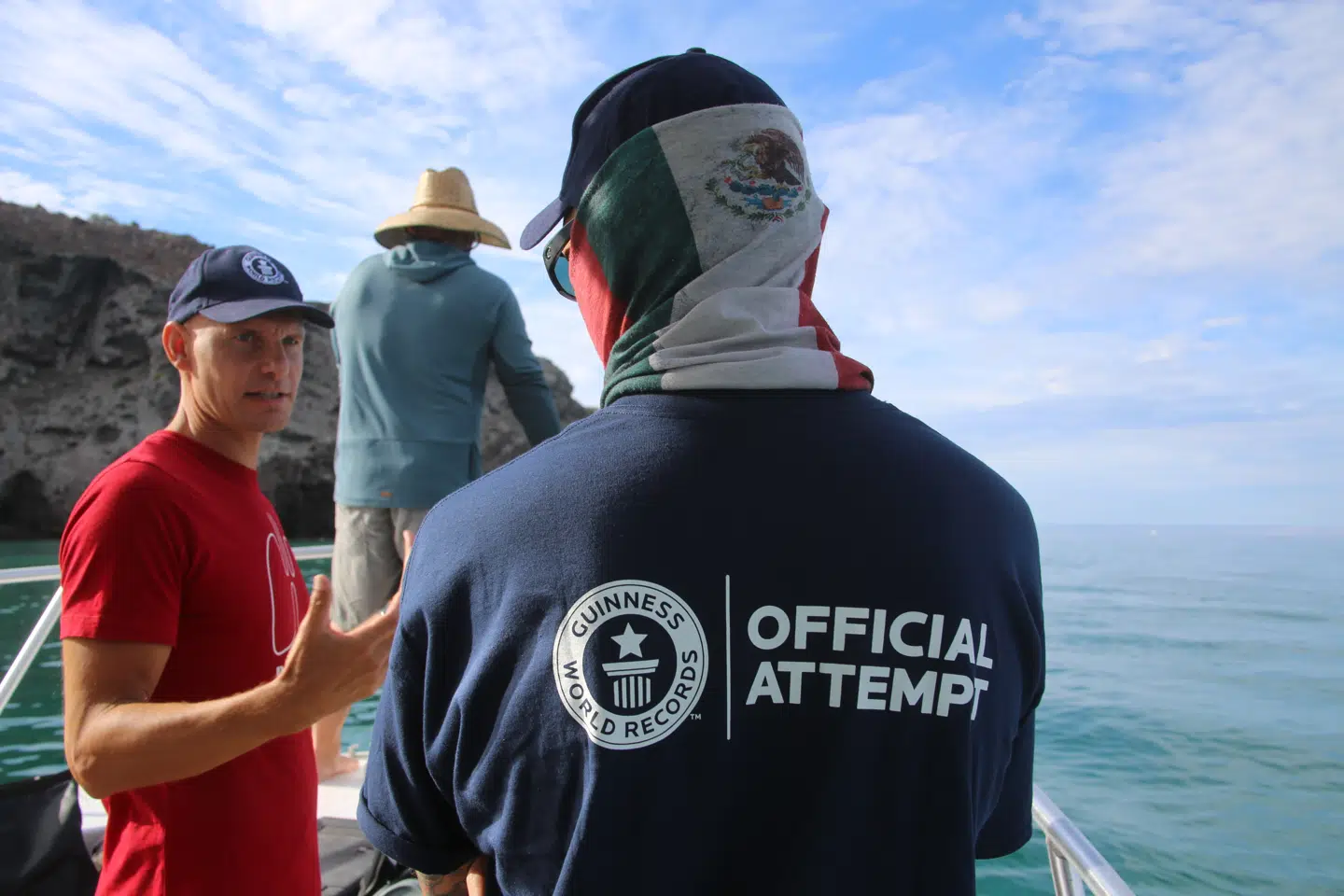 Før forsøget med en official fra Guinness World Records.