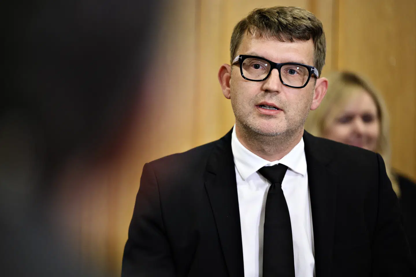 - Hvis Venstre får mulighed for det, vil vi sørge for at sikre, at den ikke bliver til noget, hvis vi måtte have regeringsmagten. Men det afhænger af, hvordan flertallet er, siger Troels Lund Poulsen under debatten om finansloven i folketingssalen. Philip Davali/Ritzau Scanpix