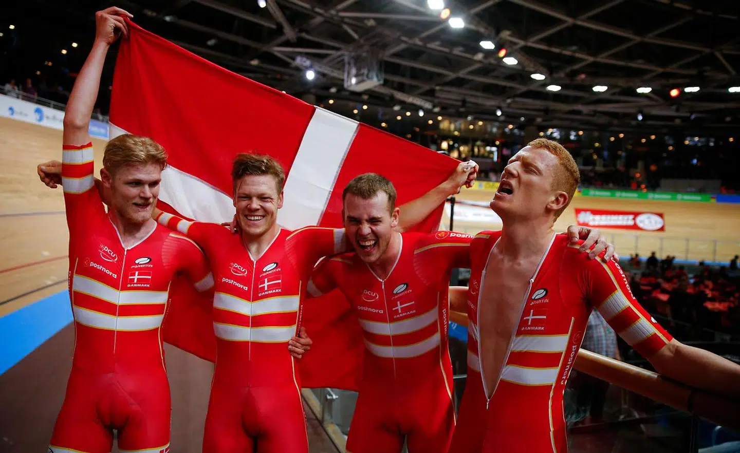 Lasse Norman Hansen, Julius Johansen, Frederik Rodenberg Madsen og Rasmus Pedersen – med andre ord det danske banelandshold – kørte sig i 2020 hele vejen til VM-guldmedaljer i 4.000 meter holdforfølgelse.