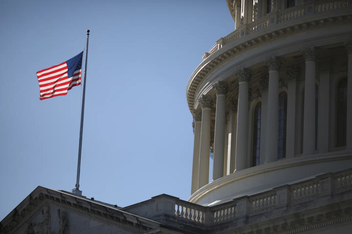 Dele af USA's statsapparat er i fare for at lukke ned de kommende dage, hvis ikke Kongressen snart bliver enige om et nyt føderalt budget og en coronahjælpepakke. Tom Brenner/Reuters