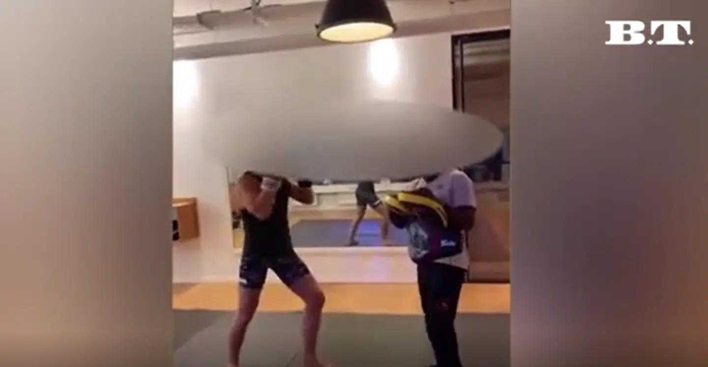 Efter B.T. tog kontakt til Carlos Zamora, har han fjernet videoen fra sin Instagram-profil.