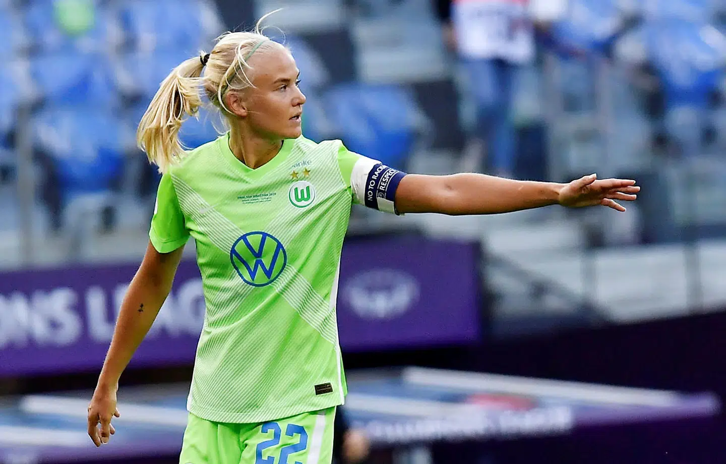 Pernille Harder nåede at spille tre år i Wolfsburg, inden hun skiftede til Chelsea i sommer.
