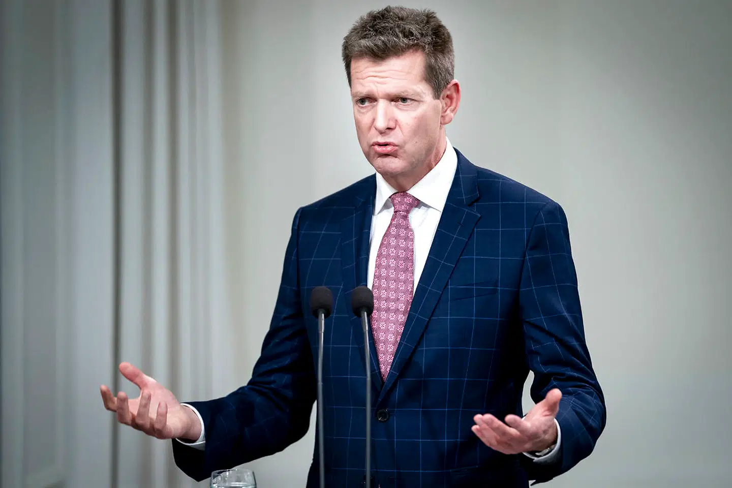 Direktør i Sundhedsstyrelsen Søren Brostrøm under pressemøde om covid-19 i Spejlsalen i Statsministeriet i København, onsdag den 16. december 2020. (Foto: Mads Claus Rasmussen/Scanpix 2020)