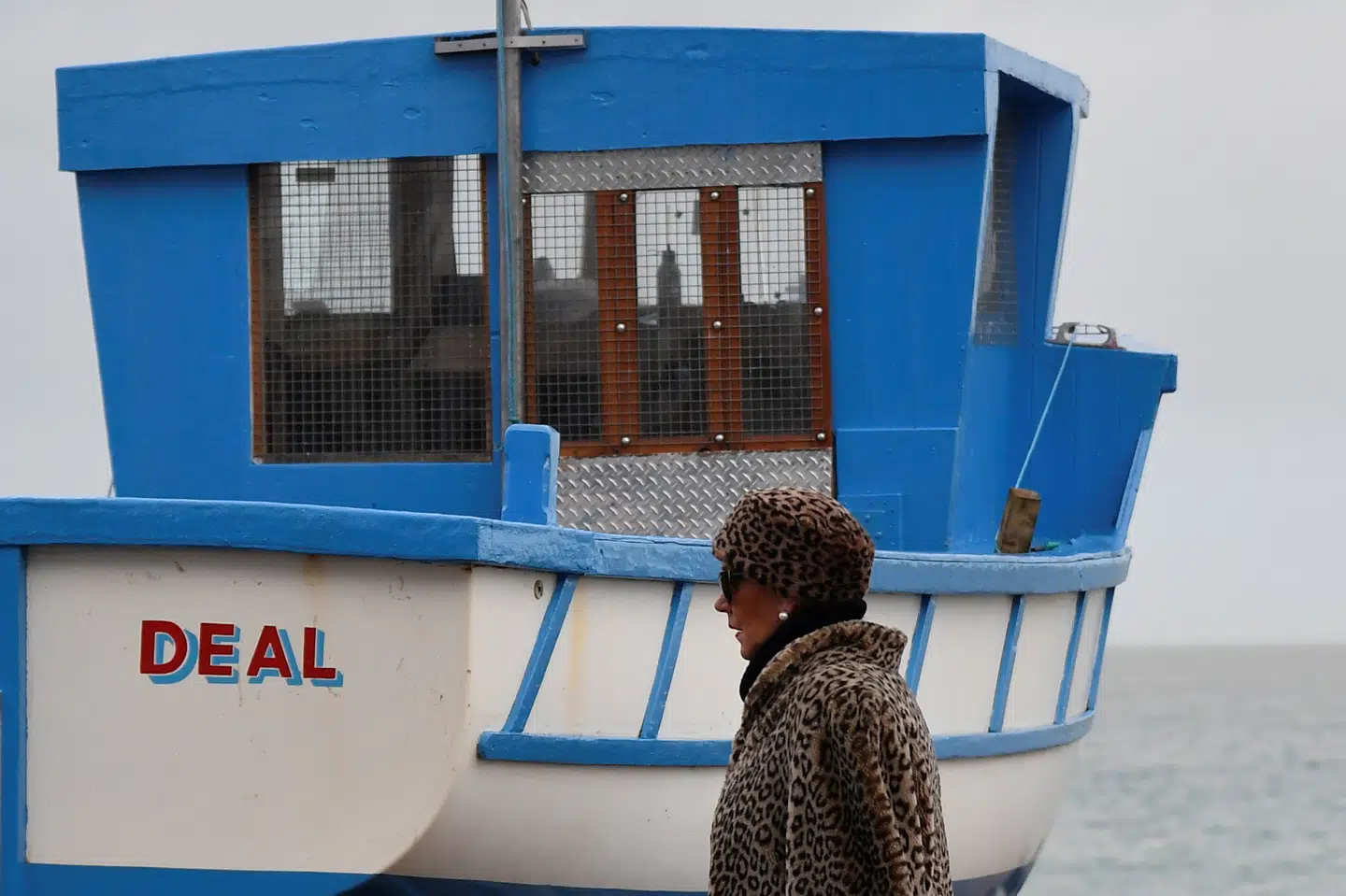 Fødevare- og fiskeriminister Rasmus Prehn (S) forventer, at briterne vil acceptere en aftale med EU, hvor fiskemulighederne forlænges i tre måneder. Jeg tror på, at man kommer til at fortsætte noget af det, vi har i dag. Altså en roll-over, siger Rasmus Prehn (S) efter førstedagen af et ministermøde i Bruxelles. Toby Melville/Reuters