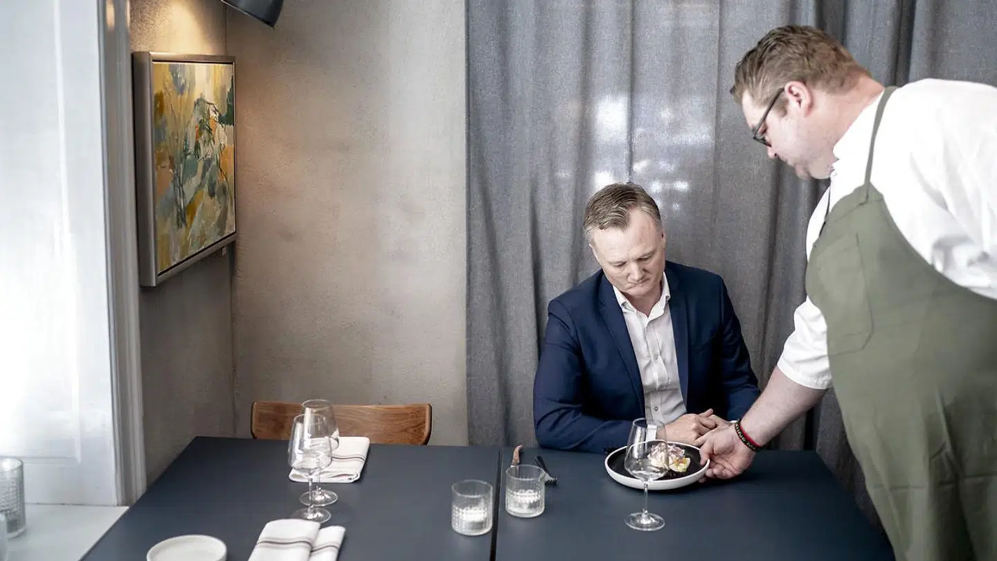 Ken Tellefsen spiser normalt ude omkring 100 gange om året.