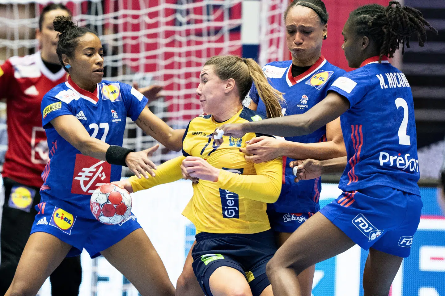 Anna Lagerquist og Sverige leverede 30 gode minutter, men det var ikke nok til at slå Frankrigs forsvarende europamestre. Henning Bagger/Ritzau Scanpix