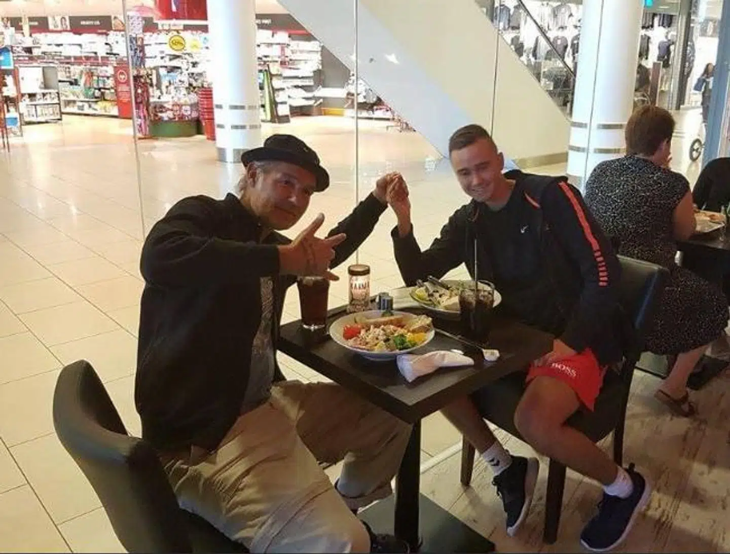 Oliver Dalgaard med sin far, Martin Dalgaard.