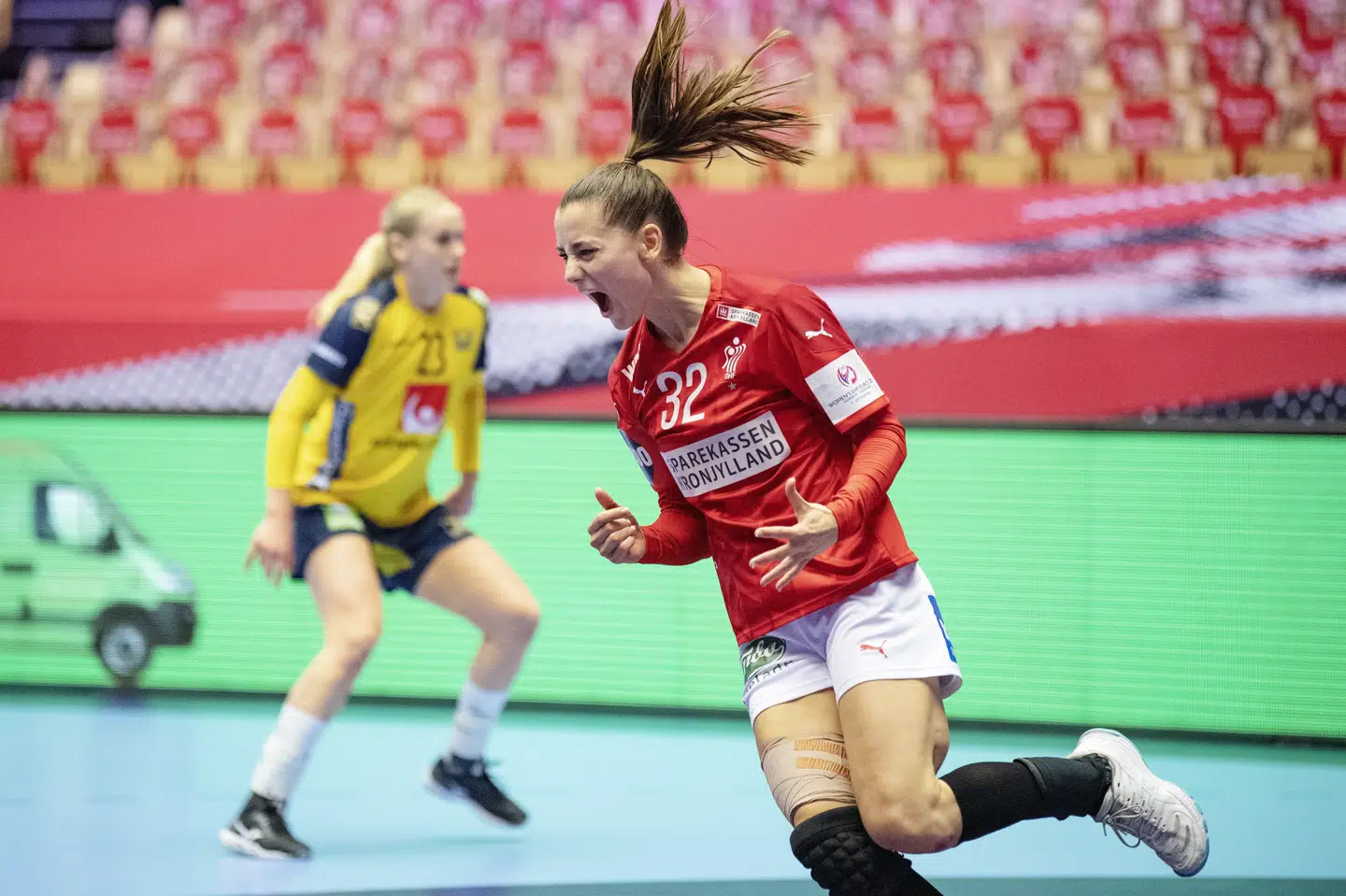 Efter en lidt anonym indledning på EM har playmaker Mie Højlund fået og taget mere og mere ansvar, som turneringen er skredet frem. Bo Amstrup/Ritzau Scanpix