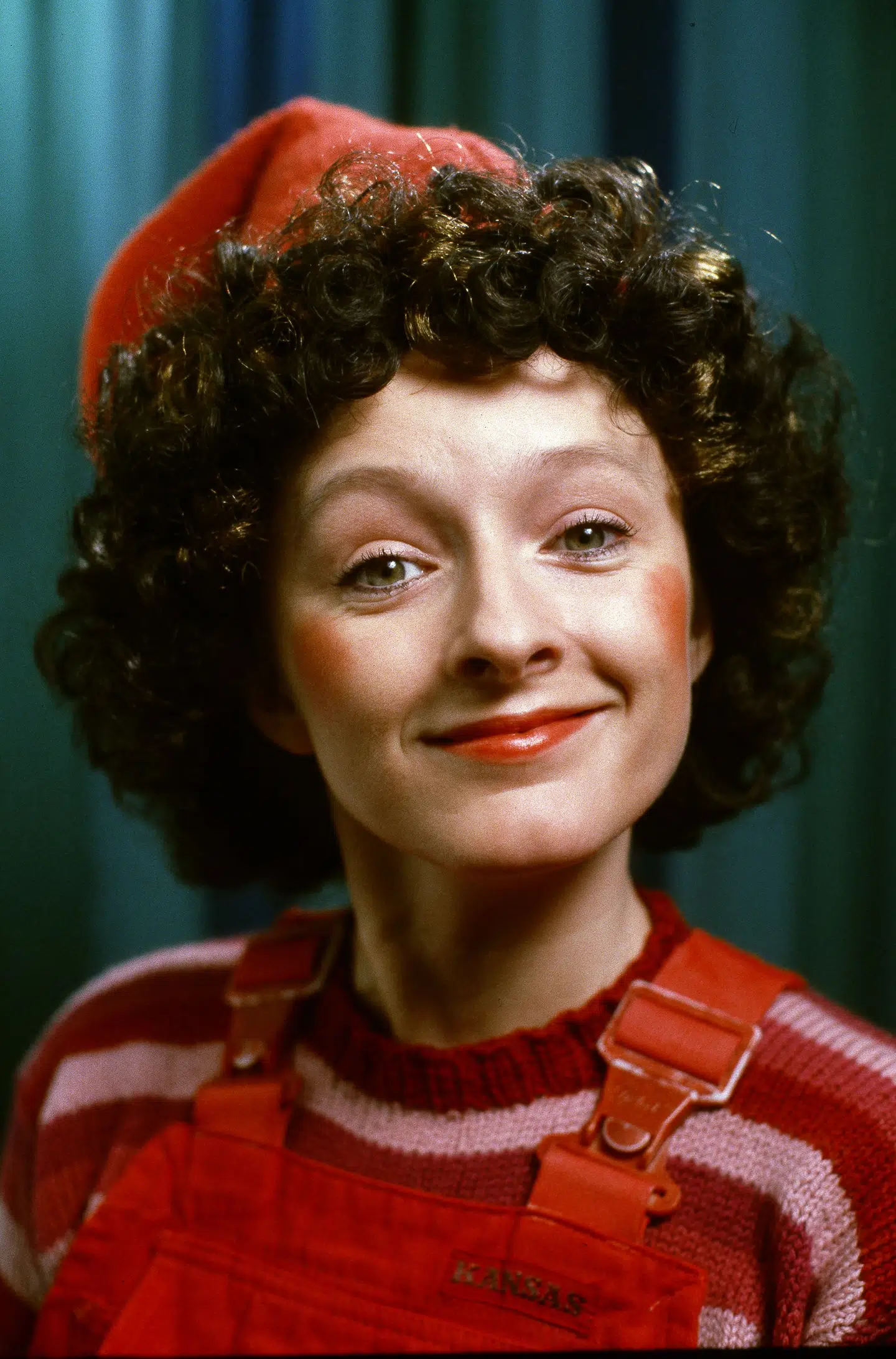 Kirsten Lehfeldt som Pil.