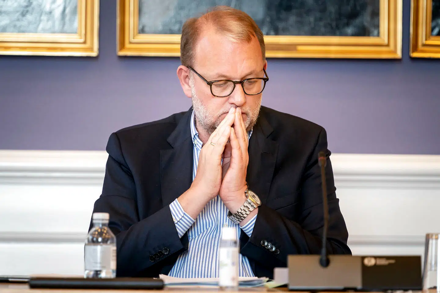Lars Christian Lilleholt passer sit arbejde i Folketinget, men må sove midt på dagen efter at han har haft Corona. (Foto: Mads Claus Rasmussen/Ritzau Scanpix)