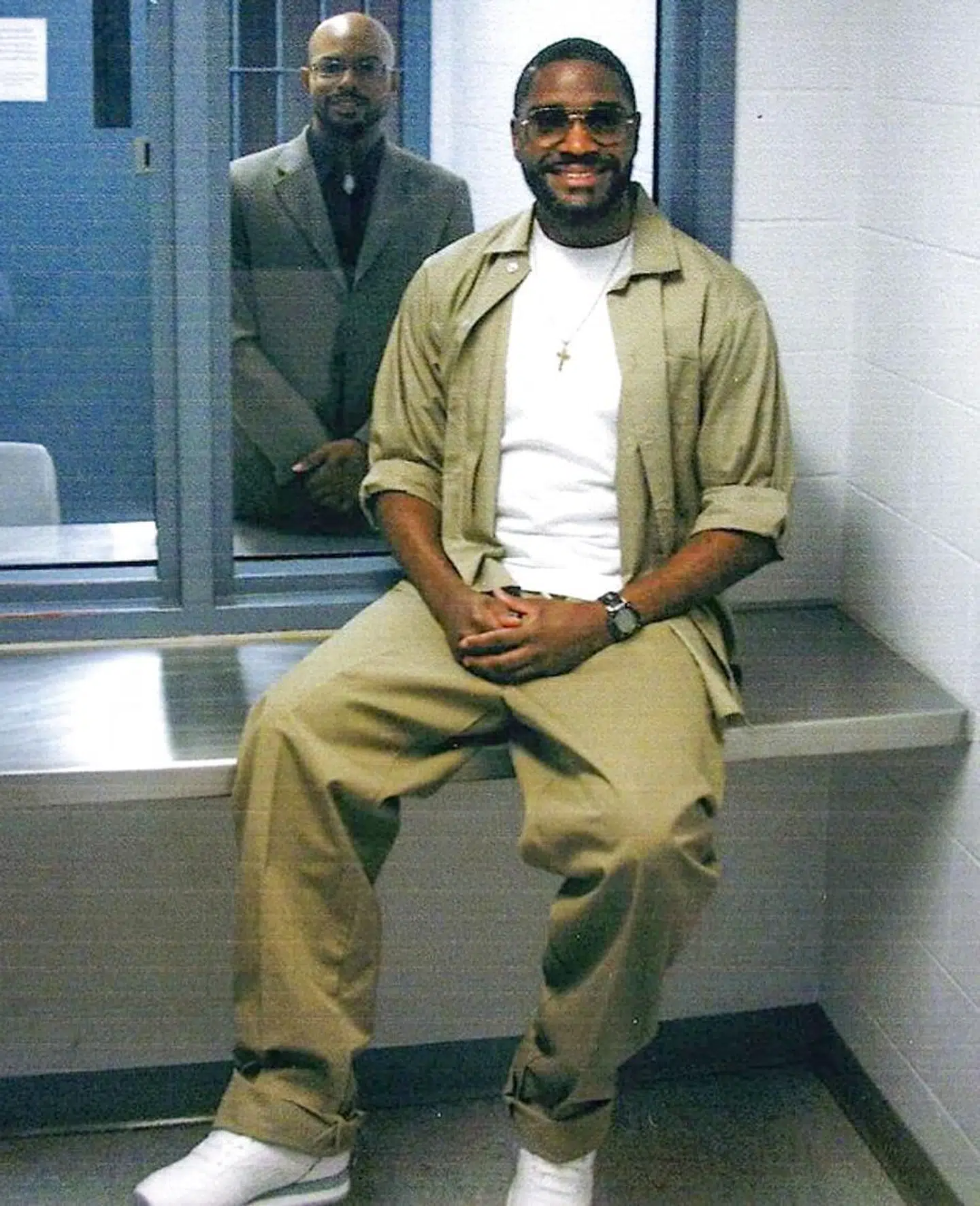 Brandon Bernard og præst Aaron Chancy.