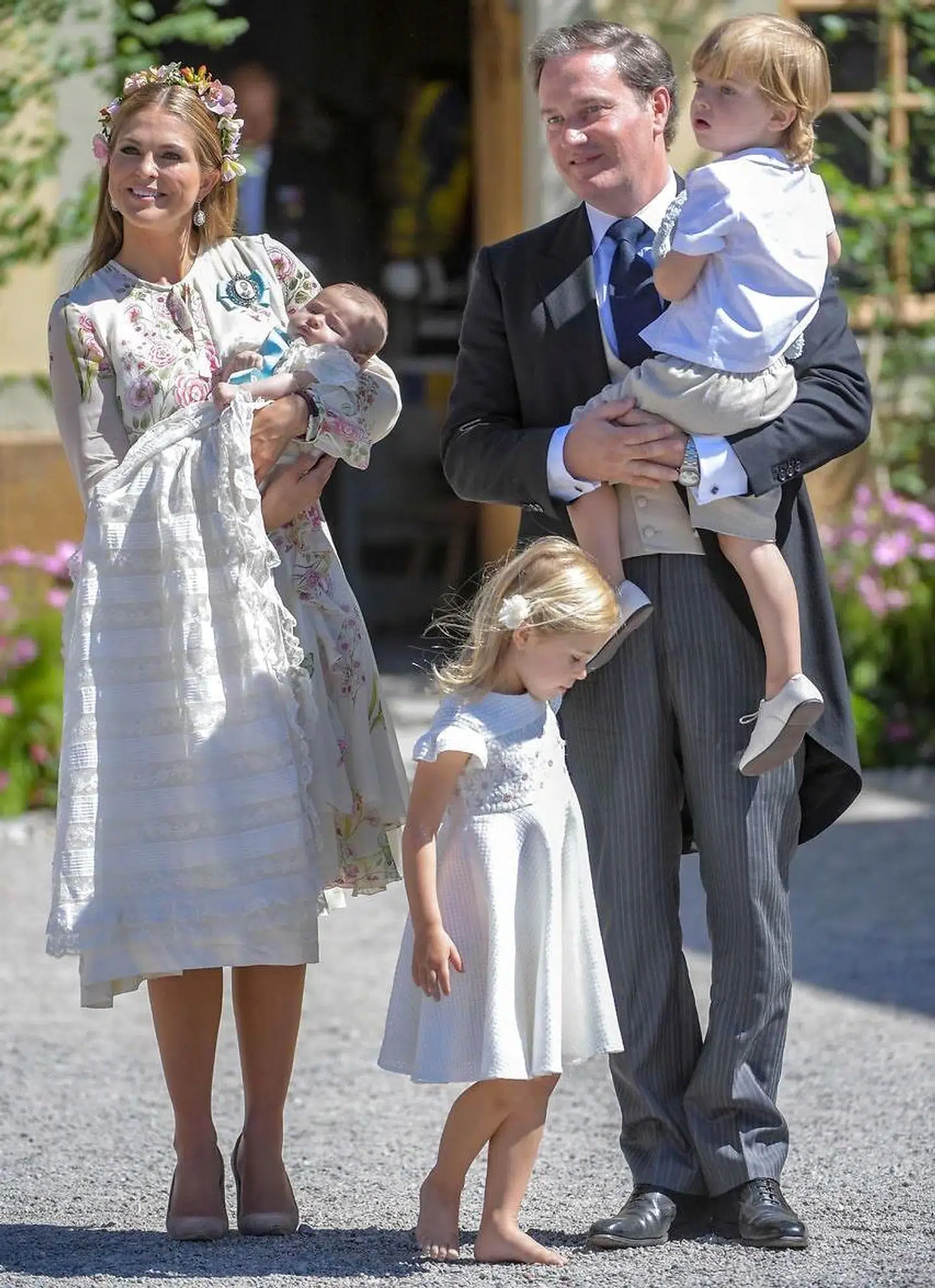 Prinsesse Madeleine sammen med døtrene prinsesse Adrienne og prinsesse Leonore samt ægtemand Christopher O'Neill og søn prins Nicolas.