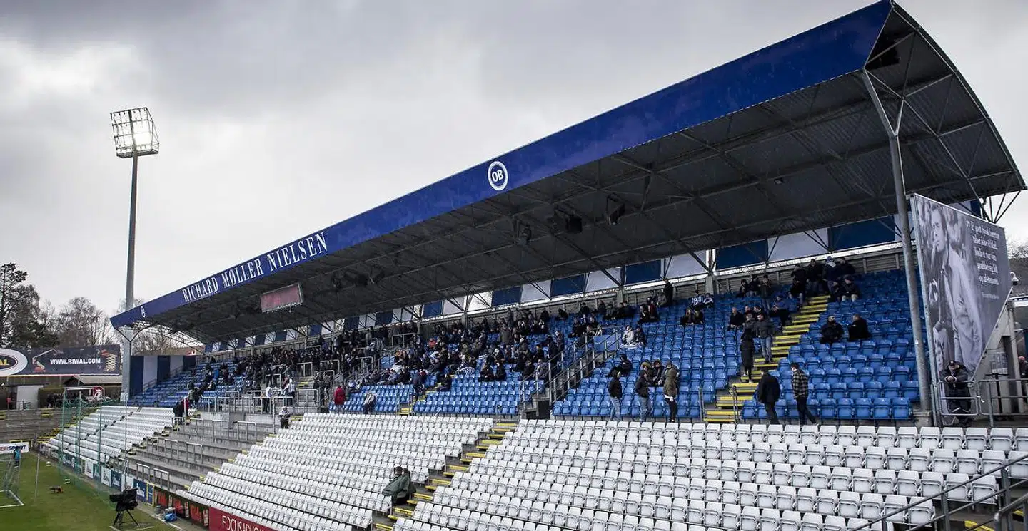 Der må maksimalt lukkes 500 tilskuere ind til Superliga-kampe på grund af corona-restriktioner.
