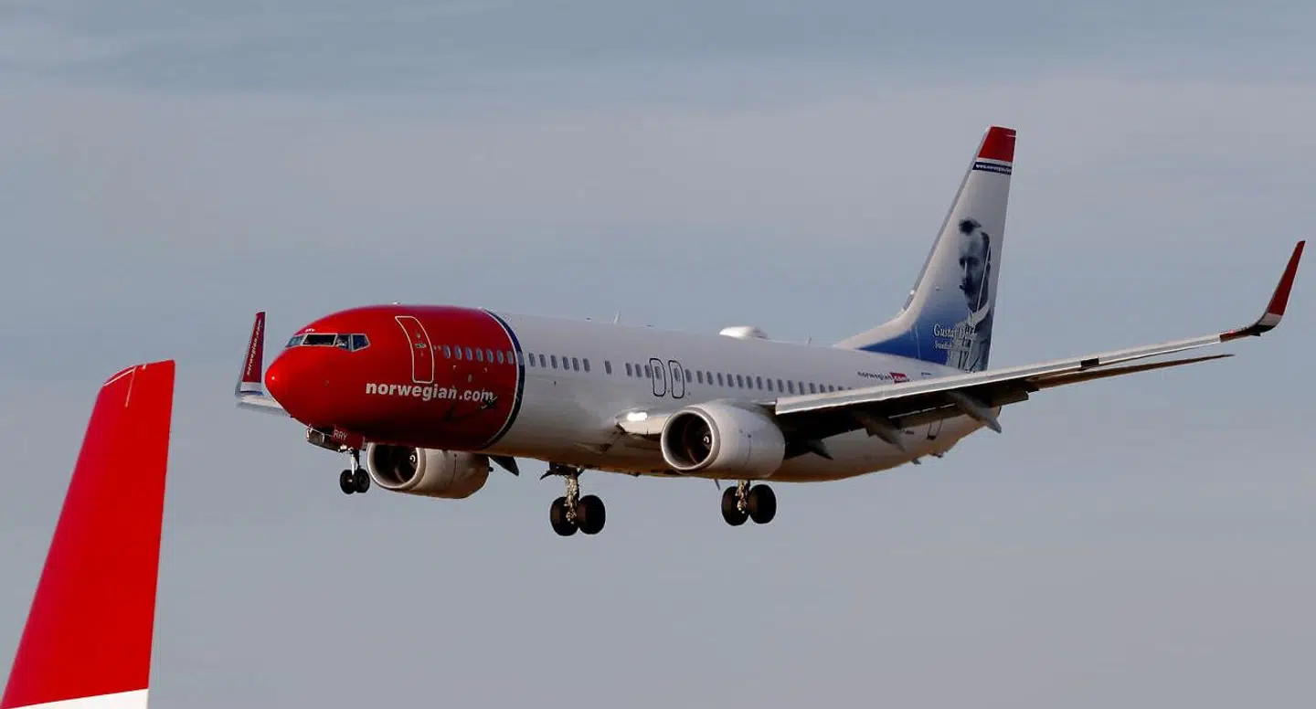 FILE PHOTO: Norwegian Air Sweden Boeing 737-800 plane SE-RRY approaches Riga International Airport in Riga, Latvia January 17, 2020. REUTERS/Ints Kalnins/File Photo