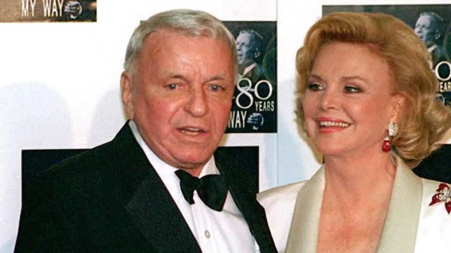 Frank Sinatra og hans kone Barbra Sinatra i 1996. To år før croonere gik bort.