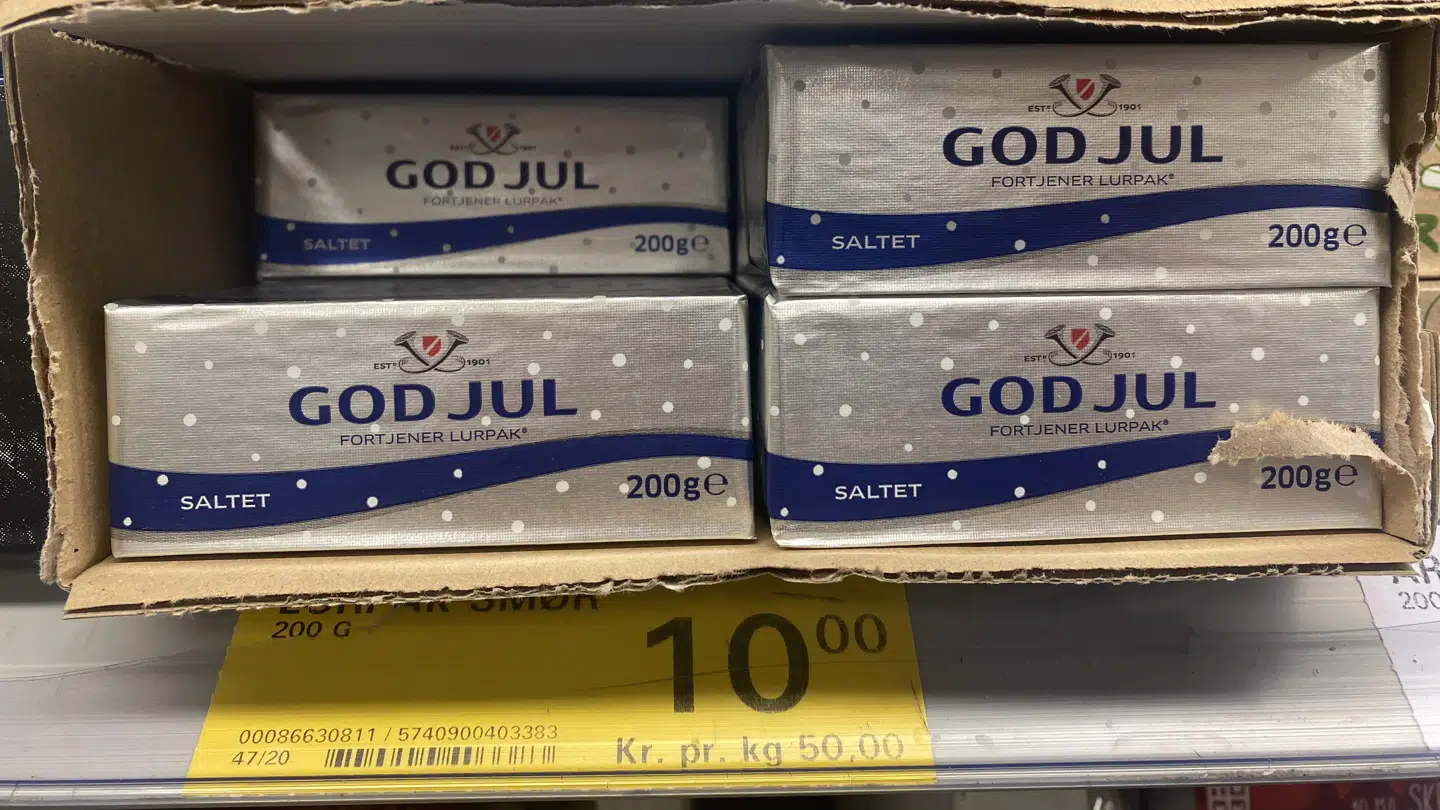 Lurpak-smør er et af de produkter, man kan finde på tilbud i hele december.