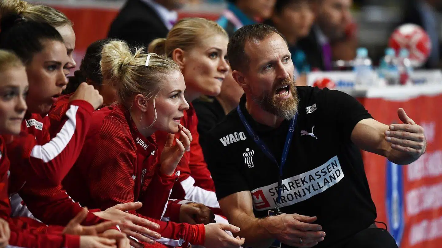Klavs Bruun Jørgensen stod i spidsen for håndboldkvinderne ved fem slutrunder.