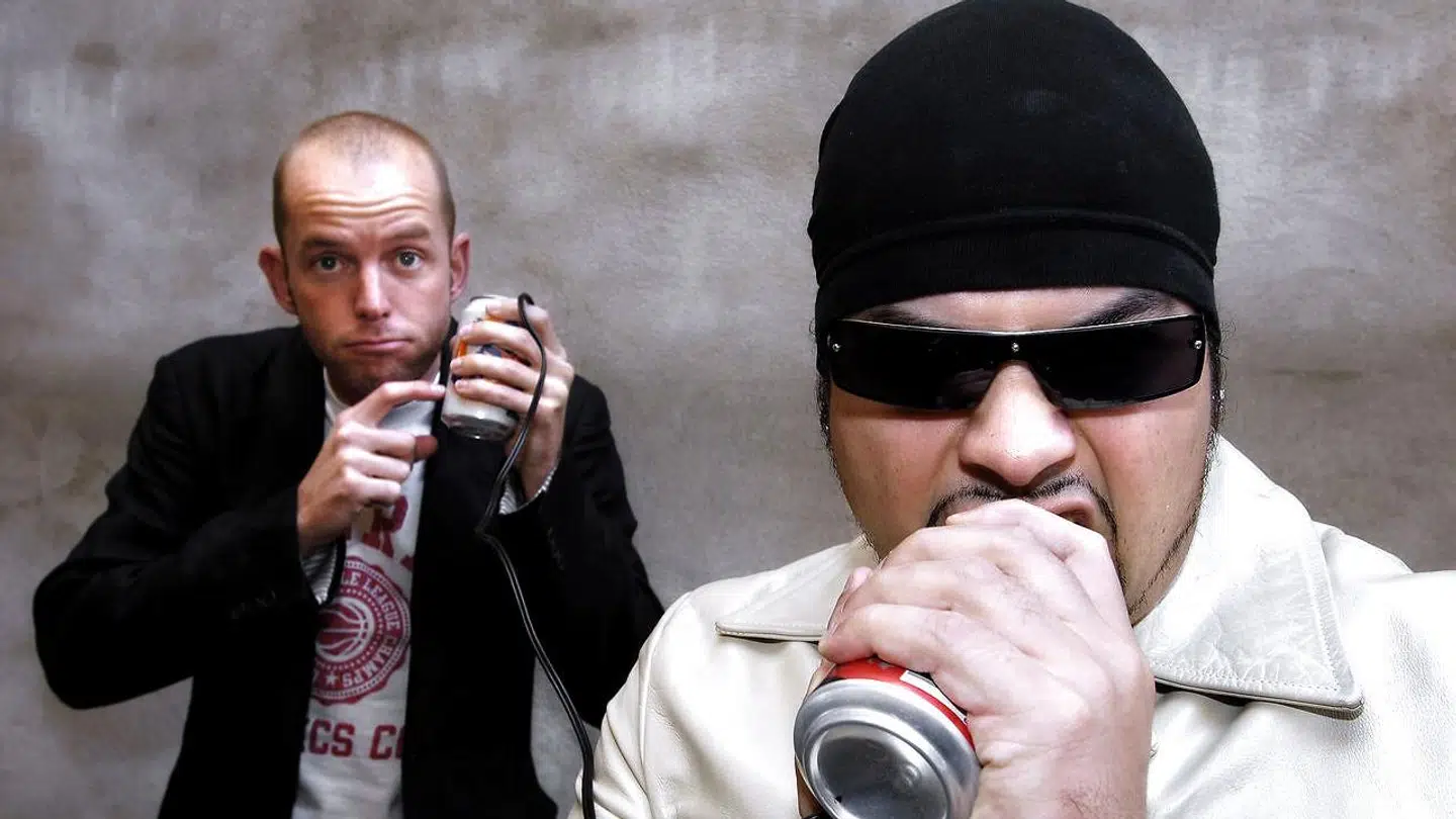 DJ Aligator står bag gamle hits som 'The Whistle Song' og 'Lollipop'.