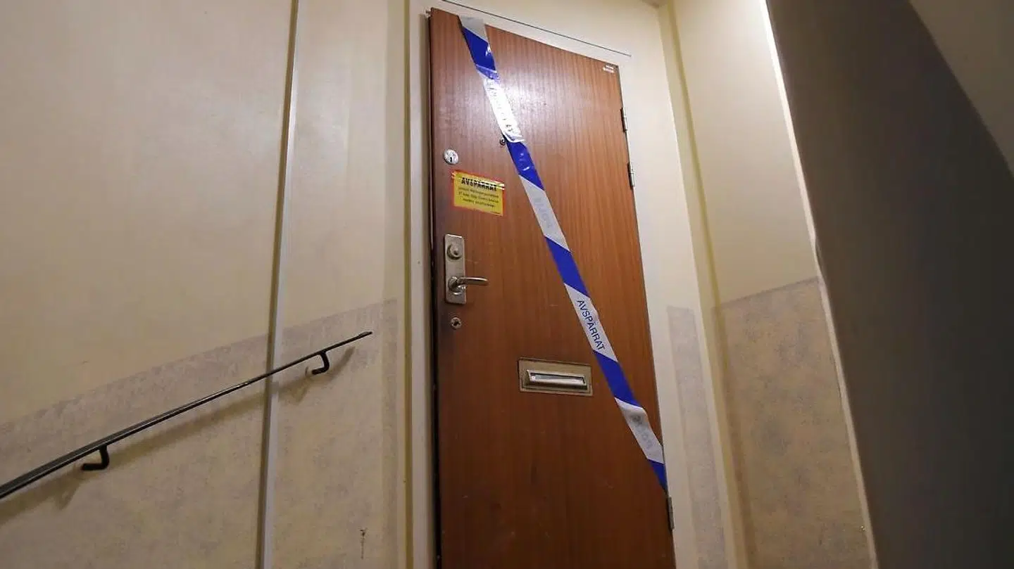 Det er bag denne dør, at den i dag 41-årige mand har tilbragt størstedelen af sit liv.