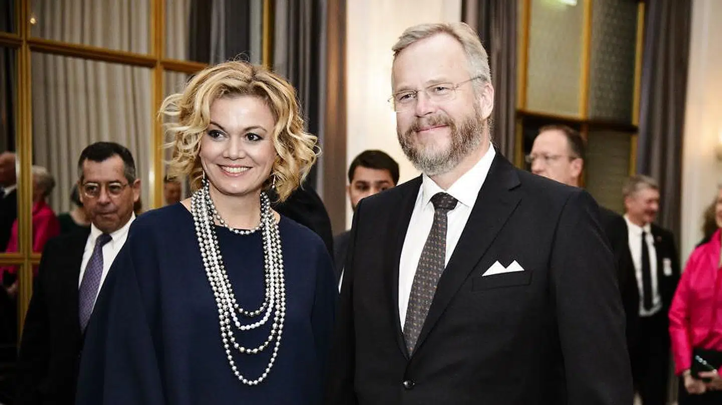 Michael Ahlefeldt-Laurvig-Bille blev skilt fra sin anden kone, Caroline Søeborg, i 2016.