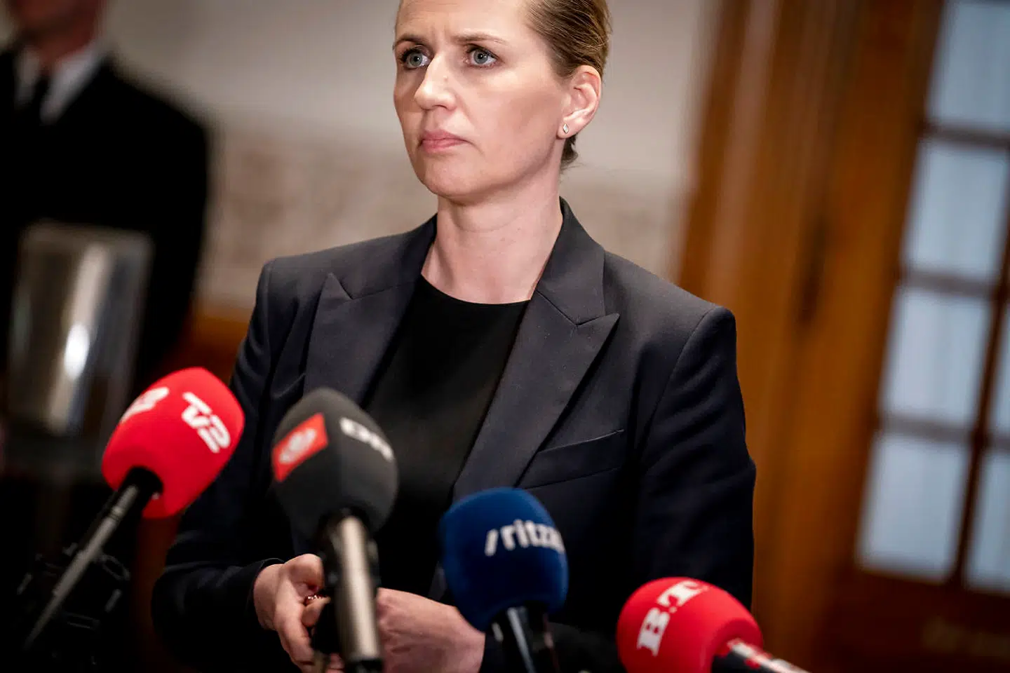 Statsminister Mette Frederiksen (S) talte onsdag med pressen efter en hasteforespørgsel om beslutningsprocessen bag den landsdækkende aflivning af mink (Foto: Mads Claus Rasmussen/Ritzau Scanpix)