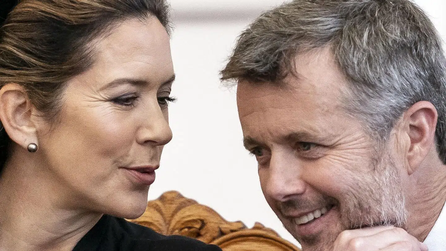 Kronprinsparret skal fejre jul sammen med deres fire børn.