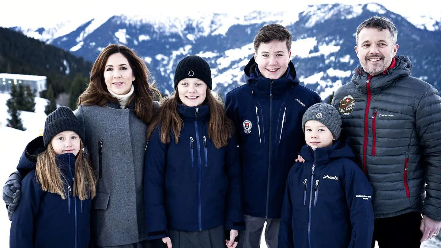 Det står ikke præciseret i loven, hvor mange medlemmer af kongehuset der er omfattet af den kongelige immunitet. Og det burde laves om, så man tydeligt kan se det, mener professor emeritus i retshistorie Ditlev Tamm.