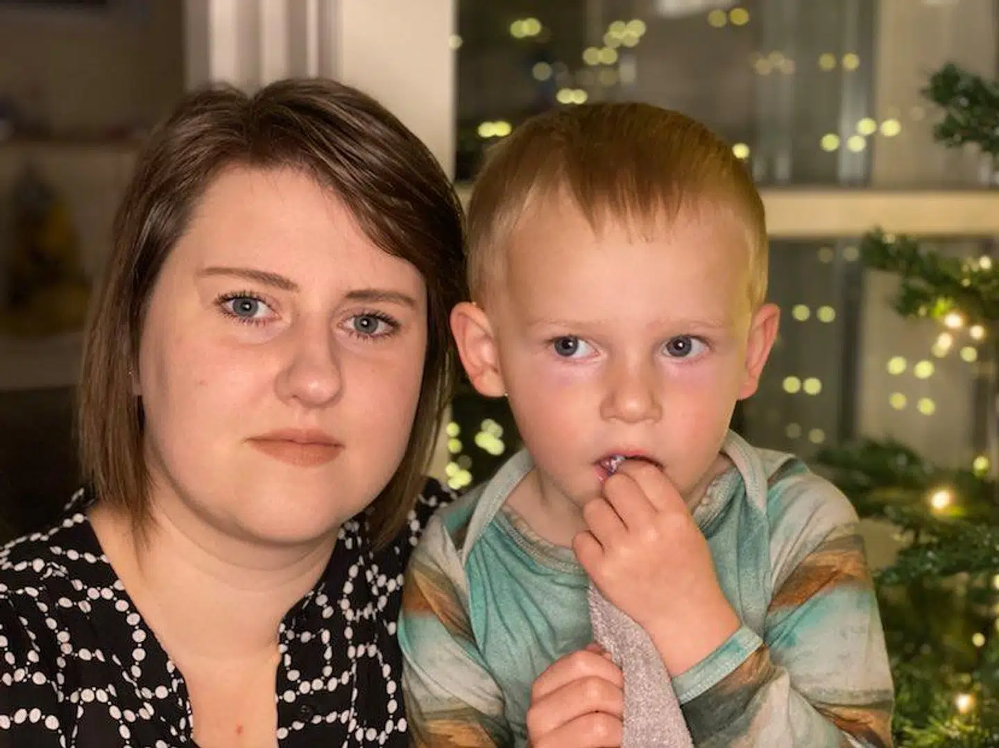 28-årige Josephine Lensvold og hendes søn William på tre år. Privatfoto.