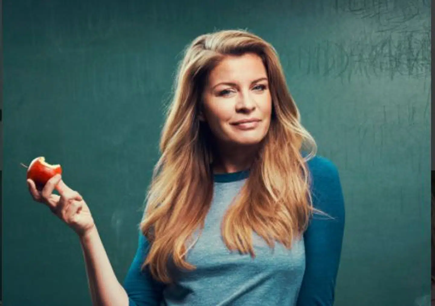 Mille Dinesen, som skolelæreren Rita i serien af samme navn.