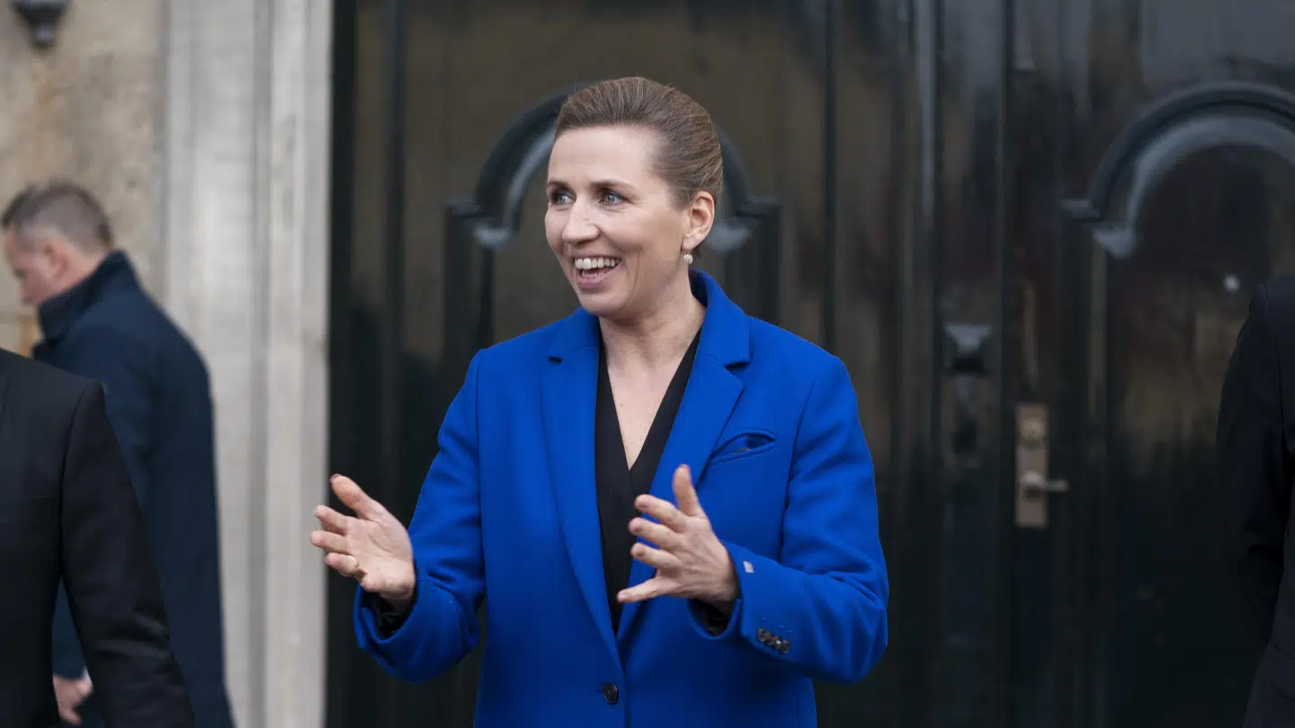 Først var hun så glad.