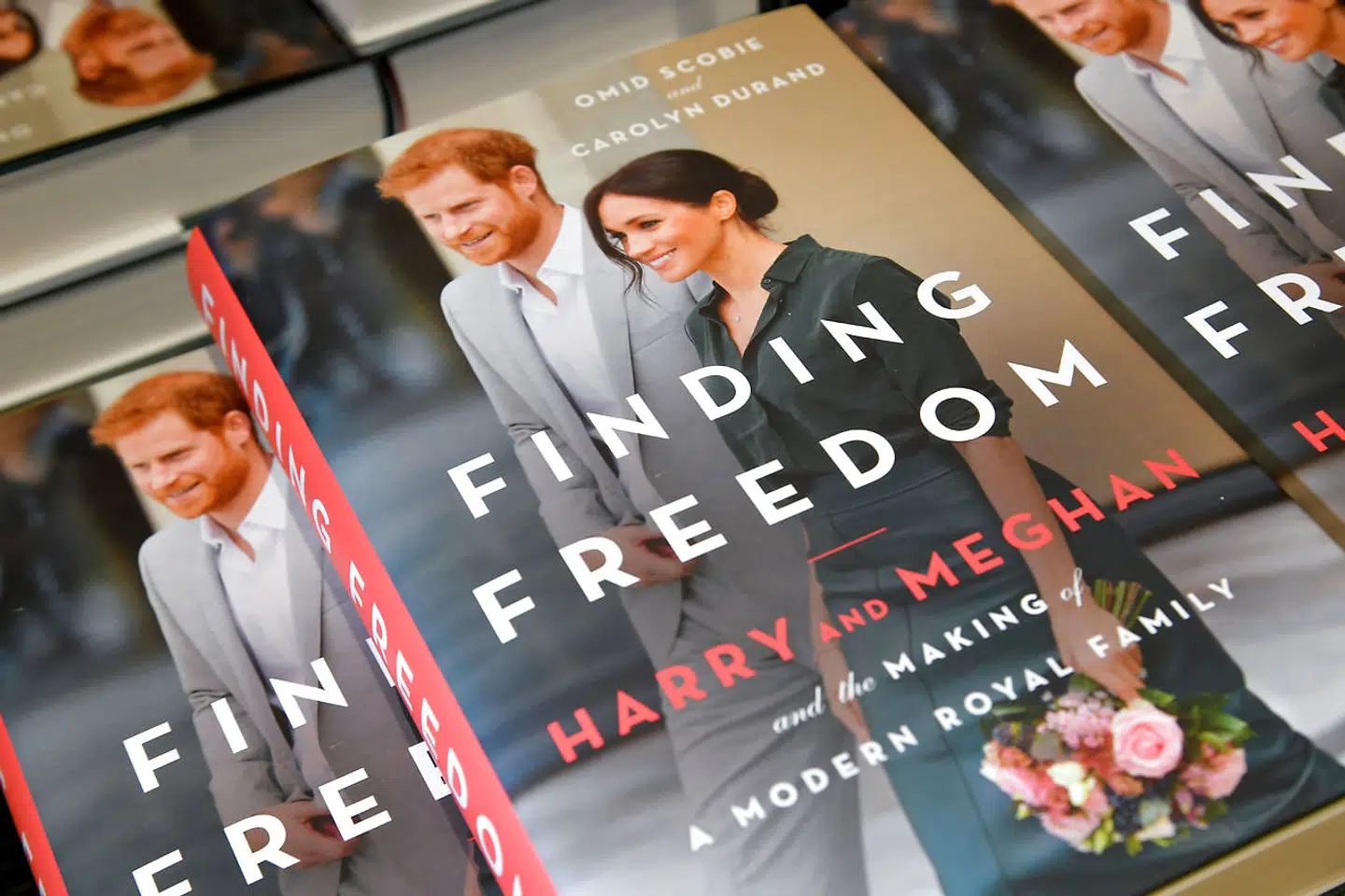 Bogen 'Finding Freedom' udkom i august og kommer – måske – til at spille en stor rolle i den kommende retssag.