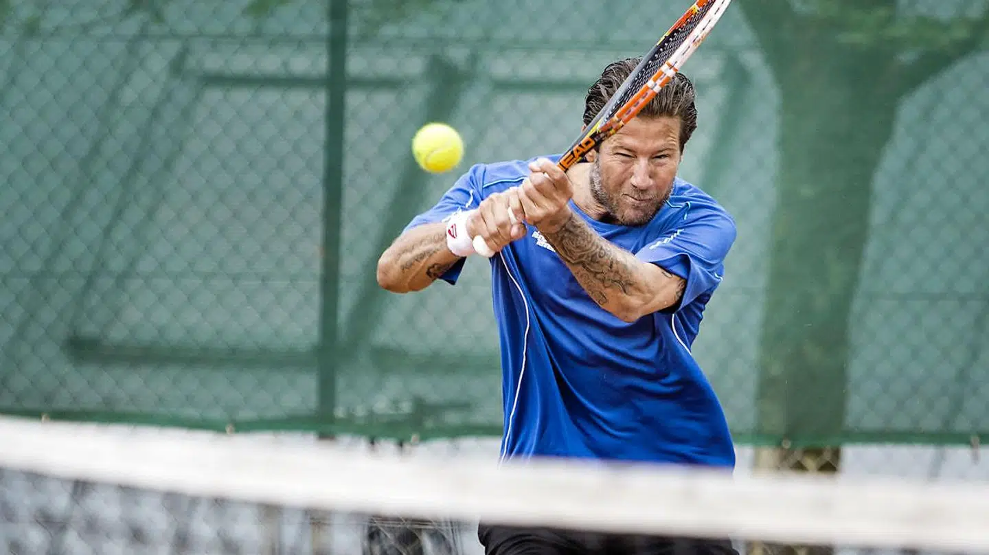 Frederik Fetterlein er tidligere professionel tennisspiller, men tjener i dag hovedsageligt sine penge som tennistræner og som deltager i diverse tv-programmer.