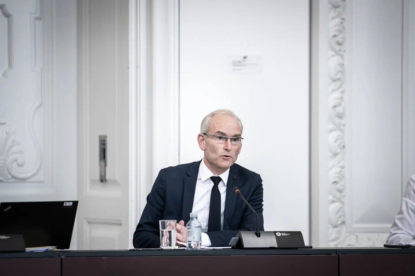 De Konservatives Per Larsen mener, at staten og myndighederne fortsætter med at bryde loven ved at besøge minkavlere, der ikke juridisk er forpligtiget til at slå deres dyr ned. Emil Helms/Ritzau Scanpix