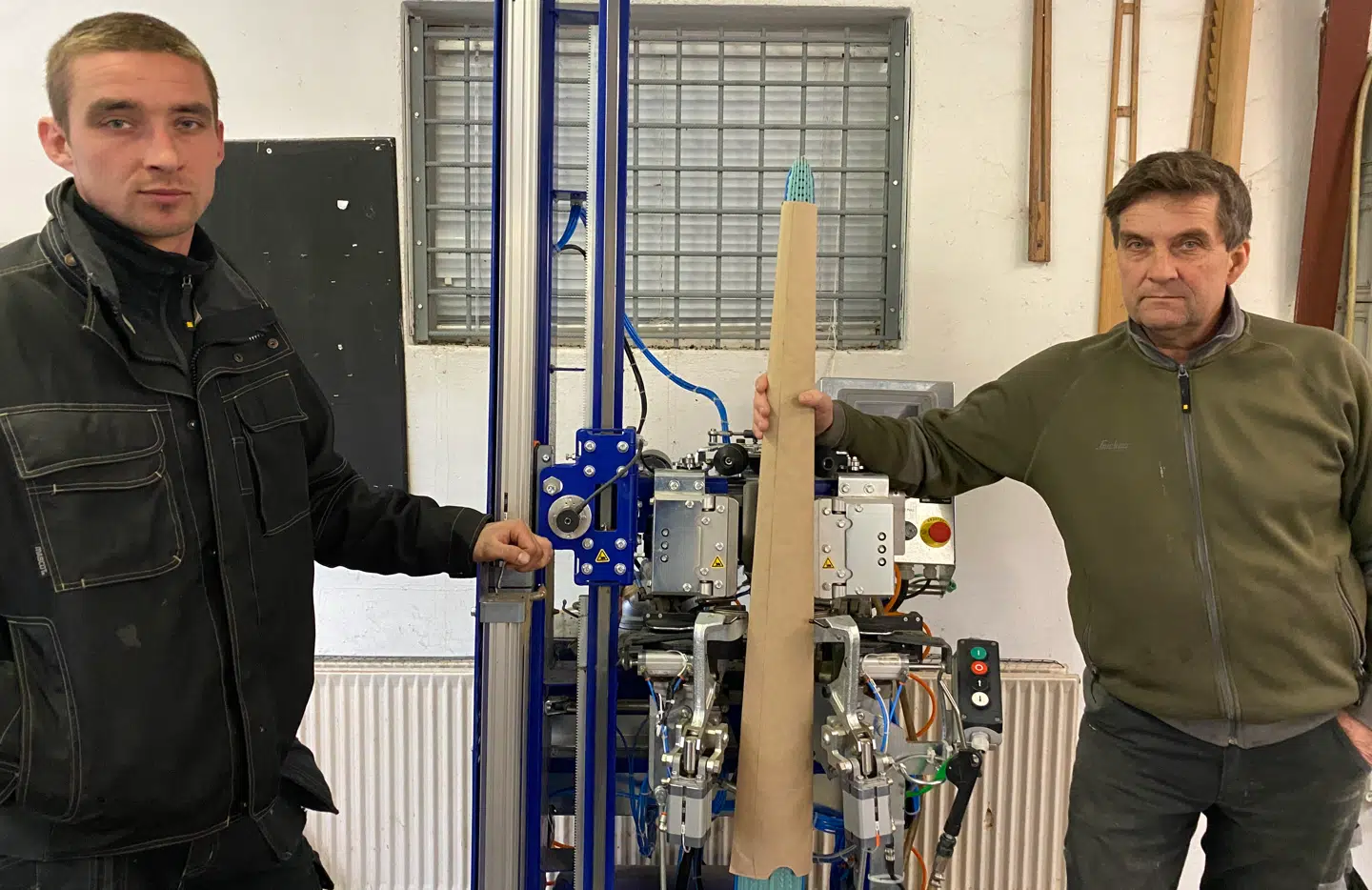 Det var planen, at Erik Westergaard skulle træde mere i baggrunden efter nytår, så sønnen, Mads Westergaard kunne overtage minkfarmen. Men nu skal Mads Westergaard finde sig en anden vej.