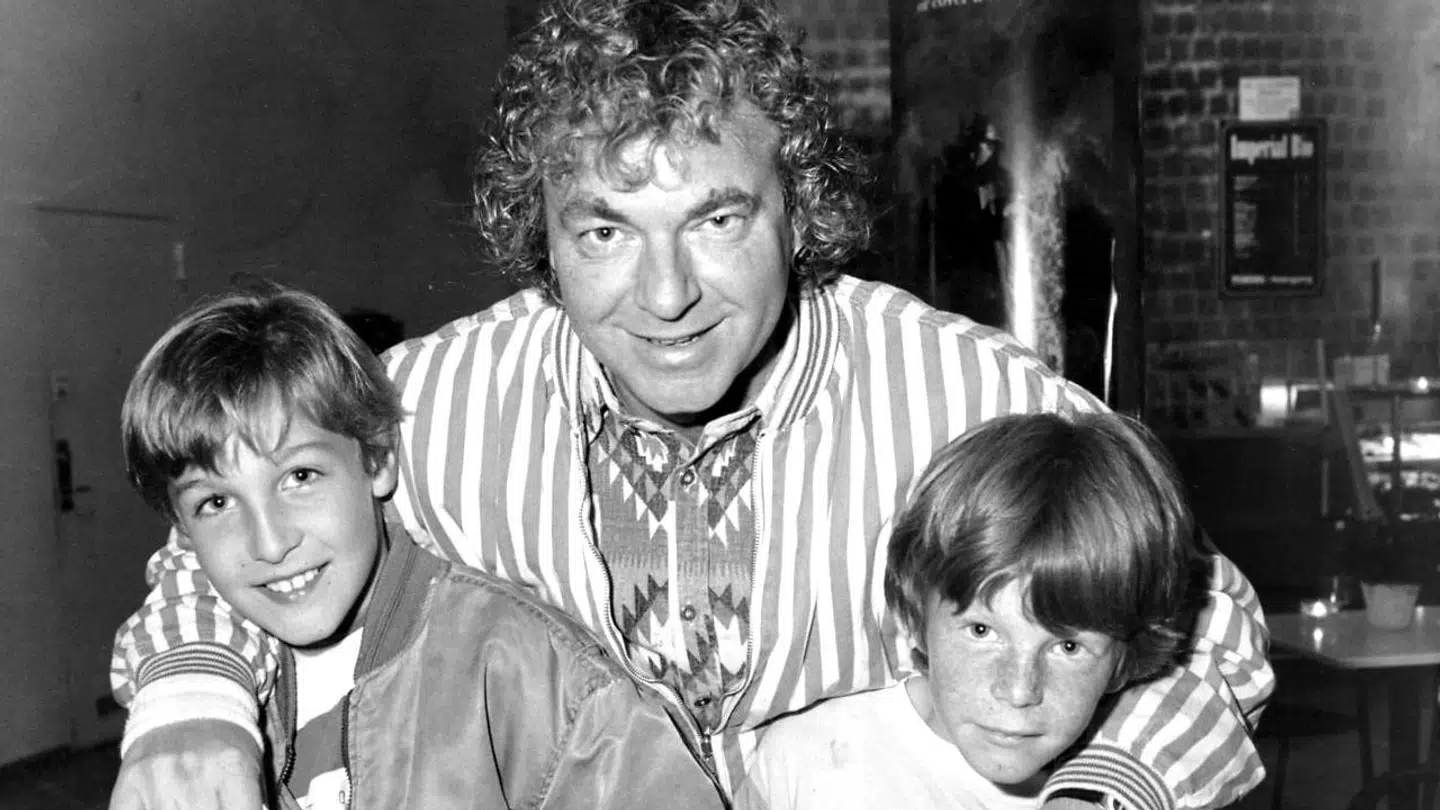 Michael Bundesen med sin søn Nikolai og hans ven Anders.