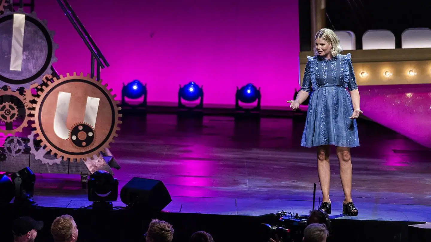 Sofie Linde afslørede også ved 'Zulu Awards', at hun er gravid.