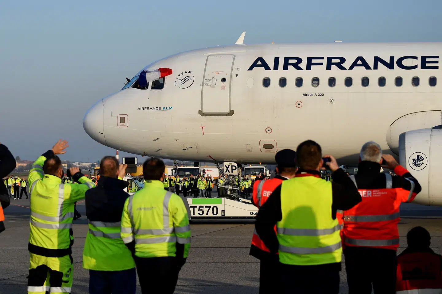 Det er ikke tilfældigt, at det netop er et Air France-fly, som er det sidste til at flyve fra Tegel. Det franske selskab var også det første selskab til at tage Tegel i brug i sit kommercielle netværk. Det skete den 2. maj 1960. Tobias Schwarz/Ritzau Scanpix